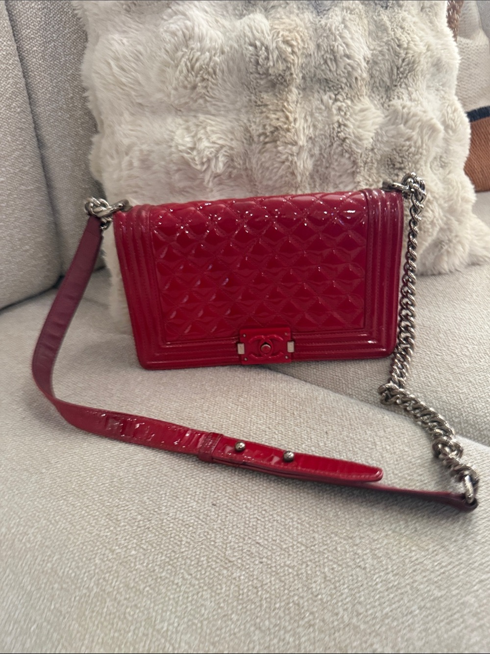 CHANEL Quilted Patent Leather Boy Flap Shoulder Bag in Deep Red - Picture 16 of 17